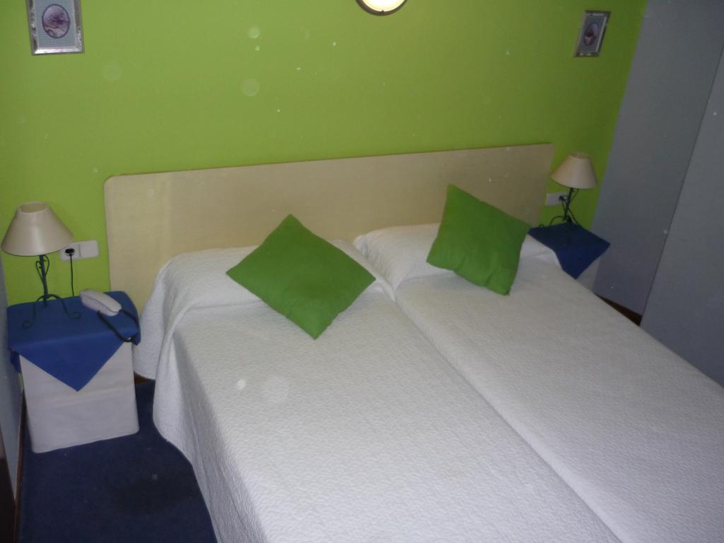 Hotel Reconquista Alzira Quarto foto